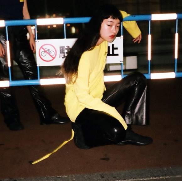 ❌SOLD❌ Hyein Seo FW17 Neon Yellow Corset Tee - Picture 3 of 4